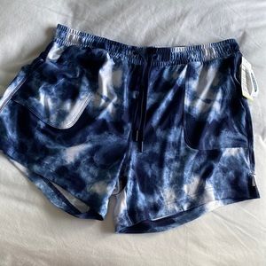 Old Navy Active Breathe On Shorts BNWT